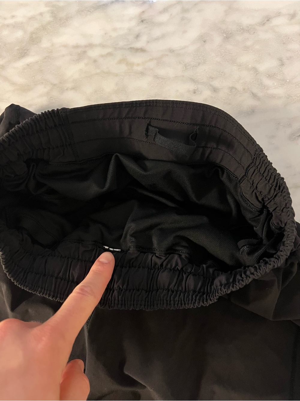 Lululemon black hotty hot long size 4 - Picture 5 of 9